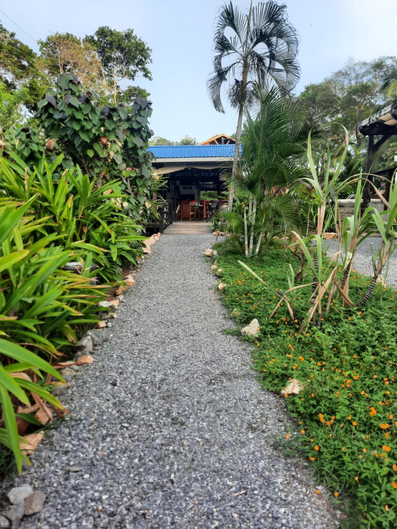 סנדי ביי Guava Grove Resort & Villas מראה חיצוני תמונה