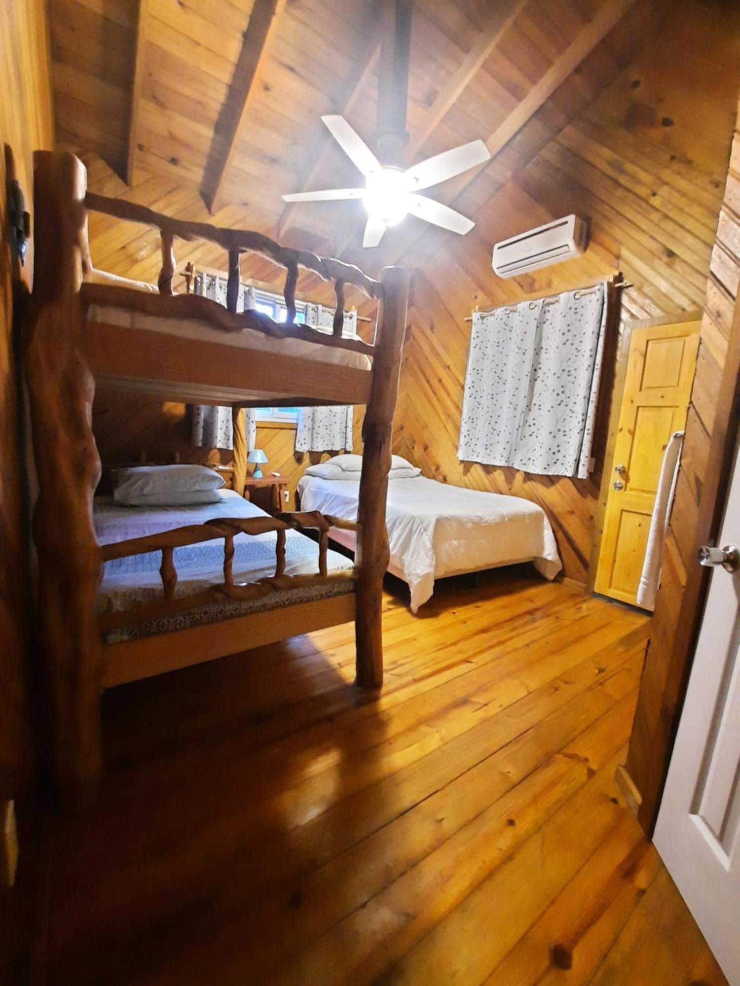 סנדי ביי Guava Grove Resort & Villas מראה חיצוני תמונה