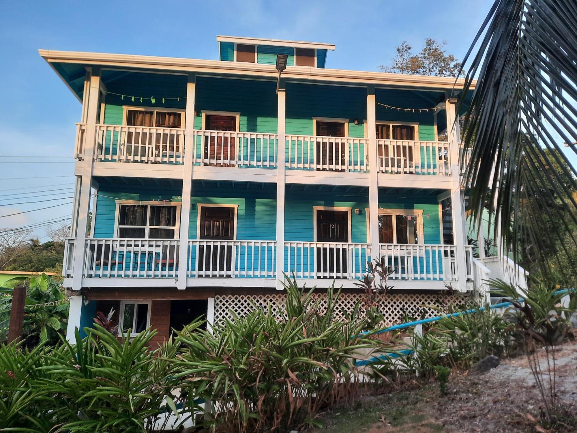 סנדי ביי Guava Grove Resort & Villas מראה חיצוני תמונה
