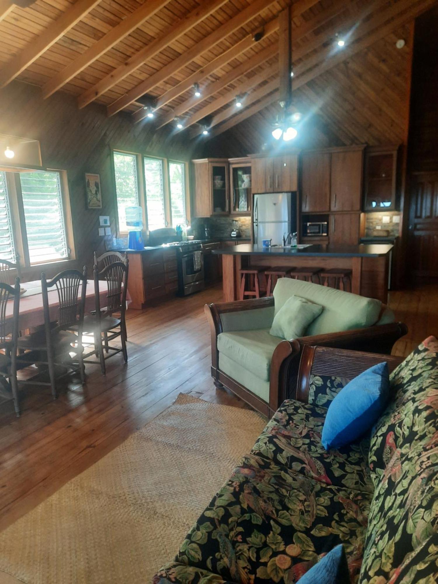 סנדי ביי Guava Grove Resort & Villas מראה חיצוני תמונה