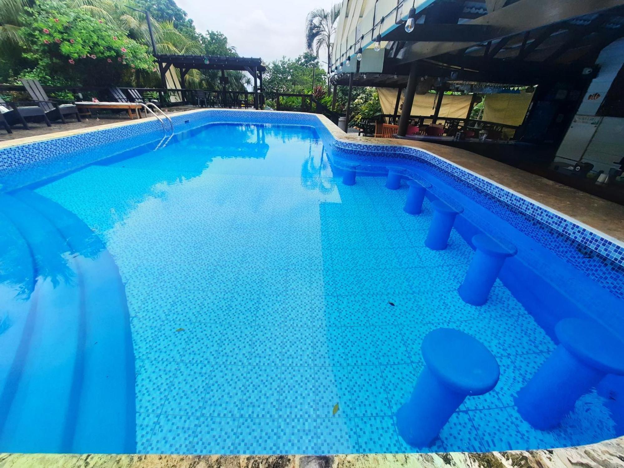 סנדי ביי Guava Grove Resort & Villas מראה חיצוני תמונה